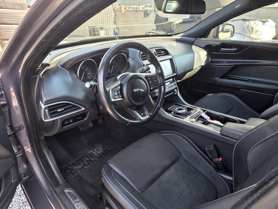 Jaguar XE 2.0 D R-Sport automatik, LED, kamera, 19”, fotografija 10