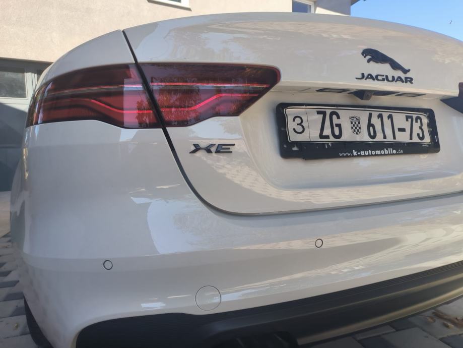 Jaguar XE 2,0, fotografija 4