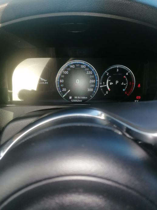 Jaguar XF AWD 2,0 automatik, fotografija 6