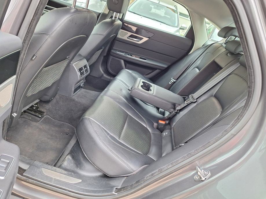 Jaguar XF 2,0 D odlično stanje,bez garancije 12500 eur, fotografija 12