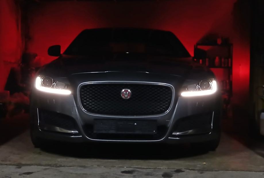 Jaguar XF 2,0 D odlično stanje,bez garancije 12500 eur, fotografija 2