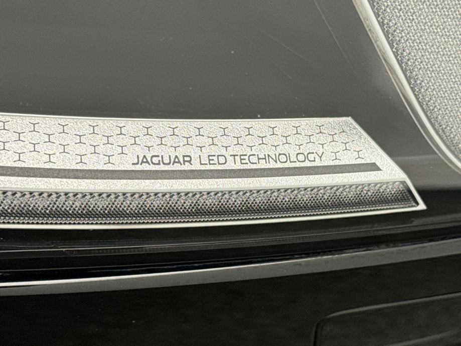 Jaguar XF 2,0d D200 SE MHEV, fotografija 20