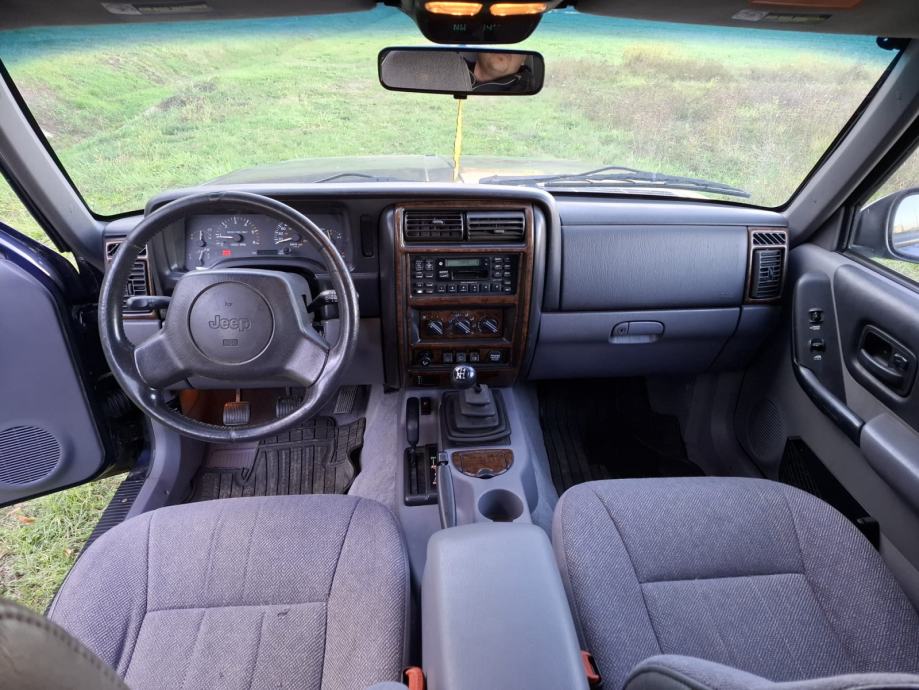 Jeep Cherokee 2,5 Sport TD, fotografija 9