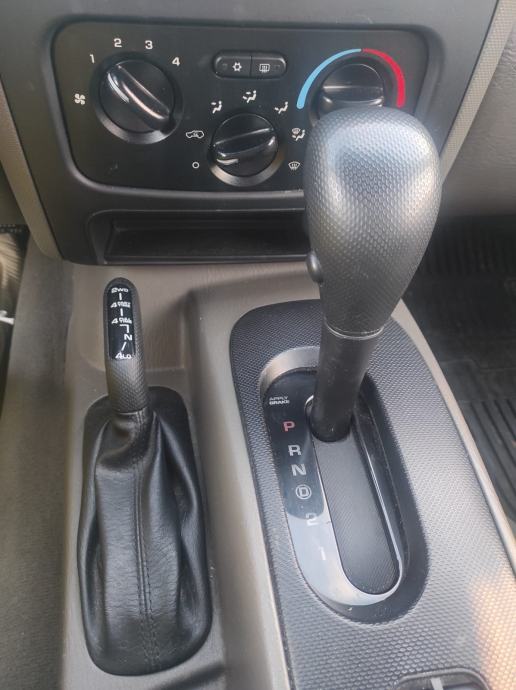 Jeep Cherokee 2,8 CRD, fotografija 14