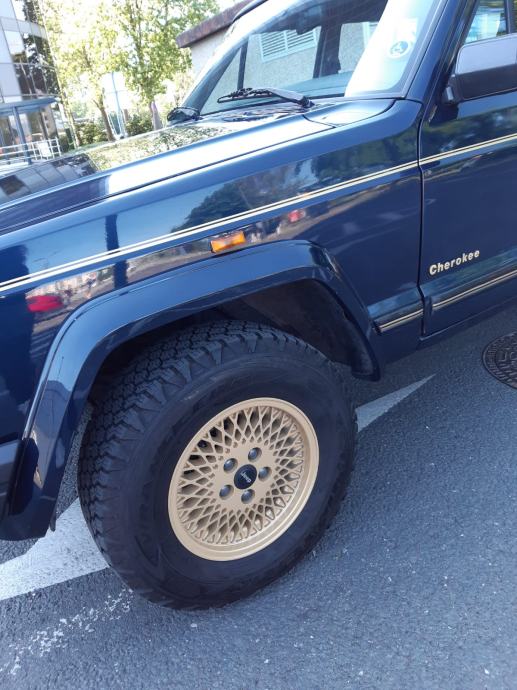 Jeep Cherokee 4.0 automatik, 1990 god.