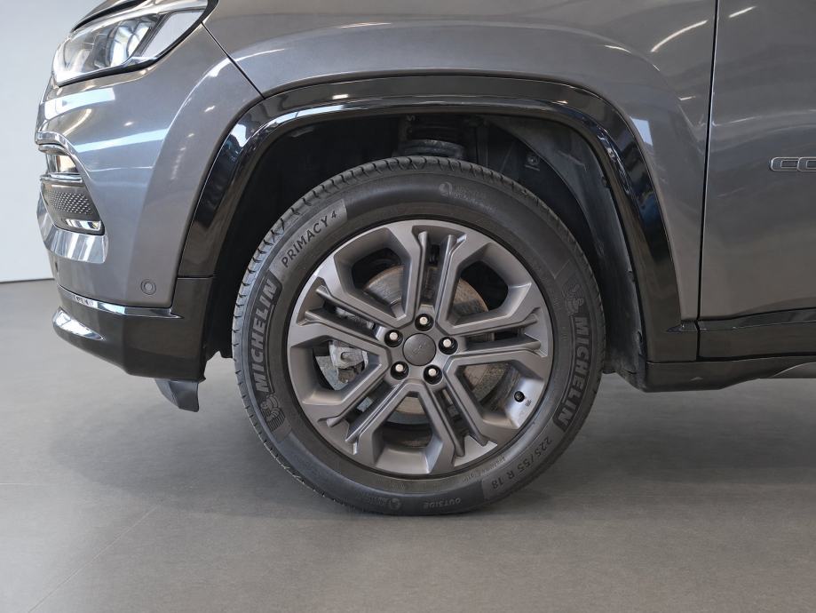 Jeep Compass 1.3 GSE T4 DCT, fotografija 10