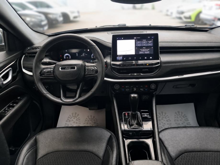 Jeep Compass 1.3 GSE T4 DCT, fotografija 15