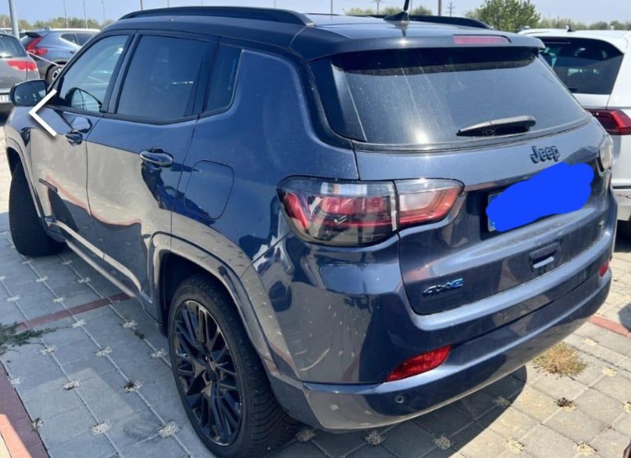 JEEP COMPASS 1,3 LIMITED, PLUG IN HIBRID, POGON NA SVE KOTAČE, 2022 god.