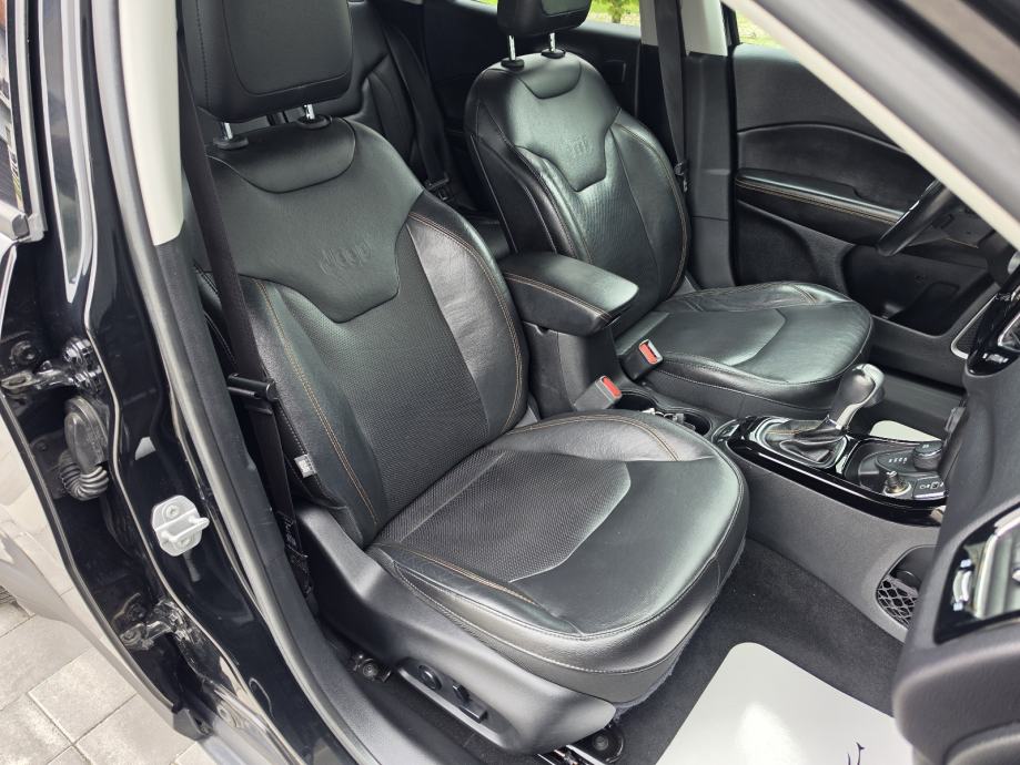 Jeep Compass 1.4T LIMITED AUTOMATIK 4X4 NAVI KOŽA KEYLESS *GARANCIJA*, fotografija 13
