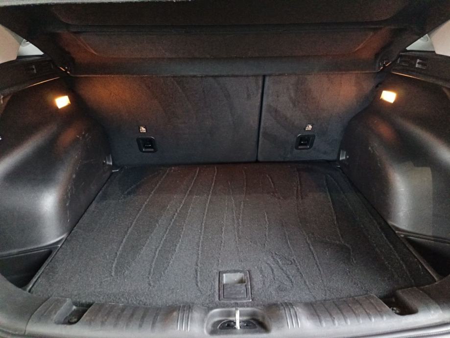 Jeep Compass 1.5 E-HYB LONGITUDE - 3 godine jamstva, fotografija 13