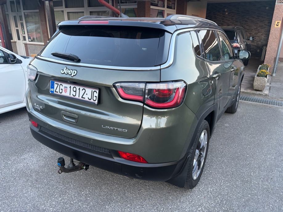 Jeep Compass 2.0, fotografija 3