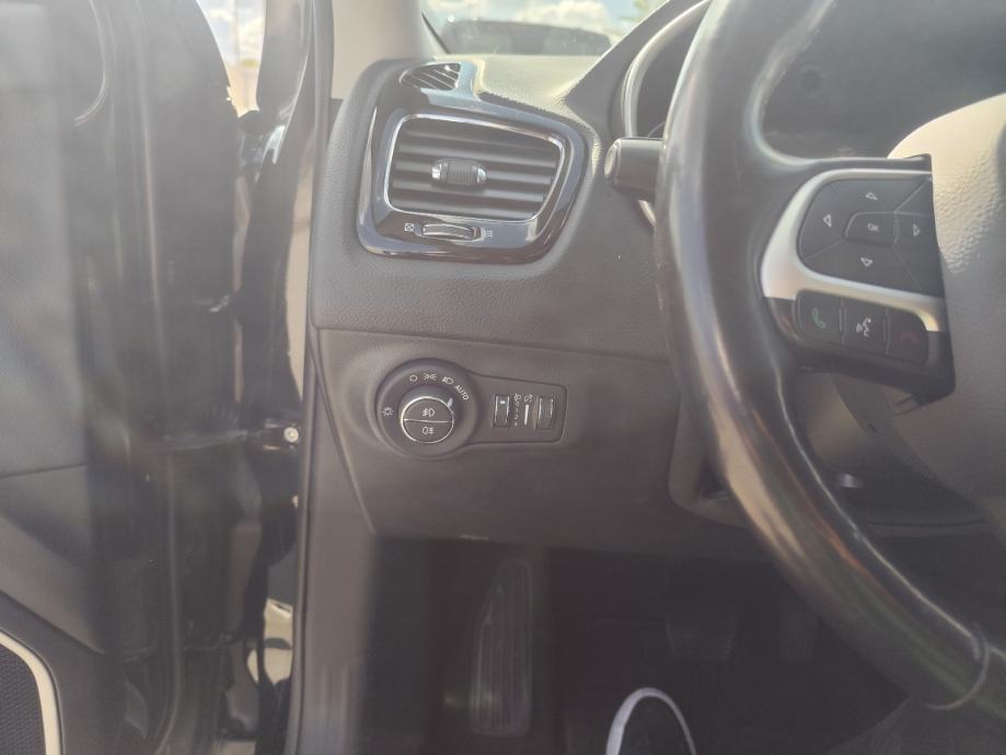 Jeep Compass limited1.4T automatik, fotografija 8