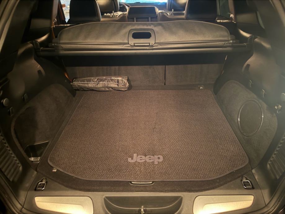 Jeep Grand Cherokee 3,0 CRD mod.2016 * najjaci paket SUMMIT *, fotografija 5