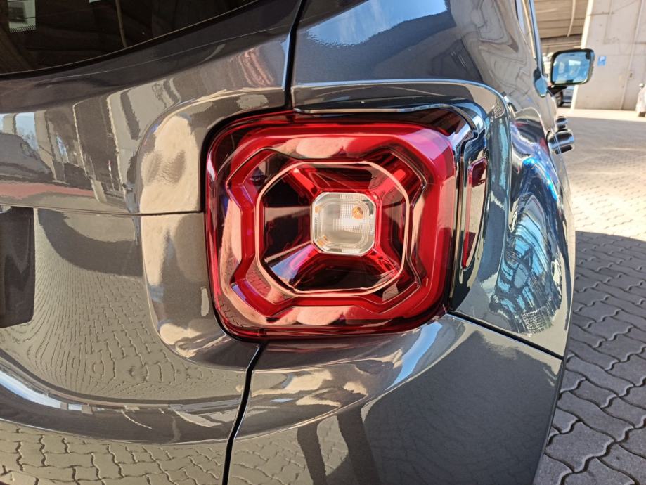 Jeep Renegade 1.3 DDTC ANNIVERSARY - 3 godine jamstva, fotografija 12