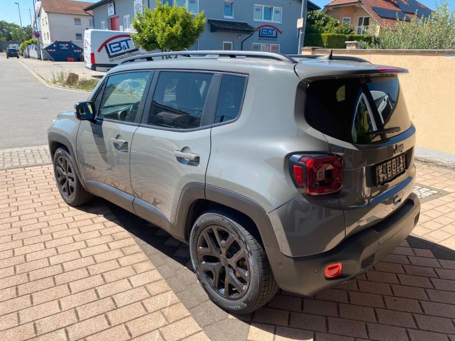 Jeep Renegade 1.3 T4, fotografija 3
