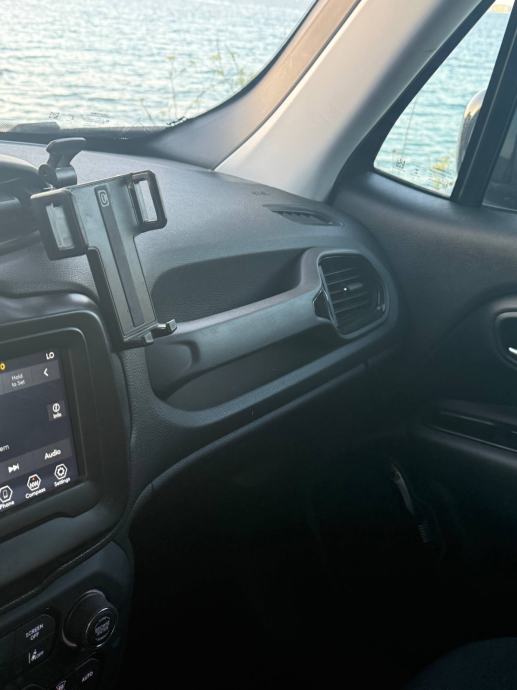 Jeep Renegade 1,6 MultiJet, fotografija 6