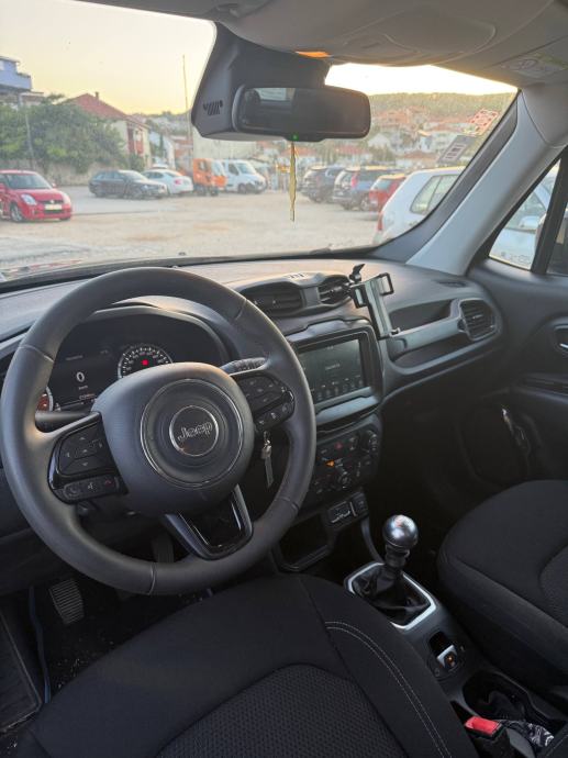 Jeep Renegade 1,6 MultiJet, fotografija 7
