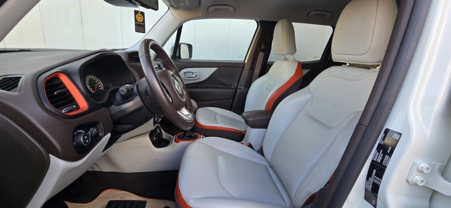 Jeep Renegade 2.0D, 4X4, BIXENON, NAVI, LINE ASSIT, AUT.KLIMA, PDC.., fotografija 13