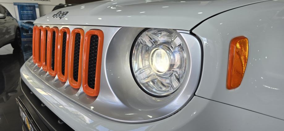 Jeep Renegade 2.0D, 4X4, BIXENON, NAVI, LINE ASSIT, AUT.KLIMA, PDC.., fotografija 8