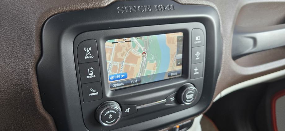 Jeep Renegade 2.0D, 4X4, BIXENON, NAVI, LINE ASSIT, AUT.KLIMA, PDC.., fotografija 16