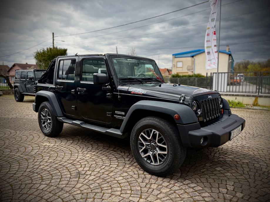 Jeep Wrangler 2,8 CRD Sport, fotografija 16