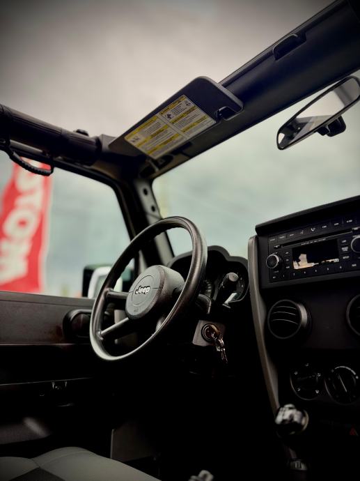 Jeep Wrangler 2,8 CRD Sport, fotografija 20