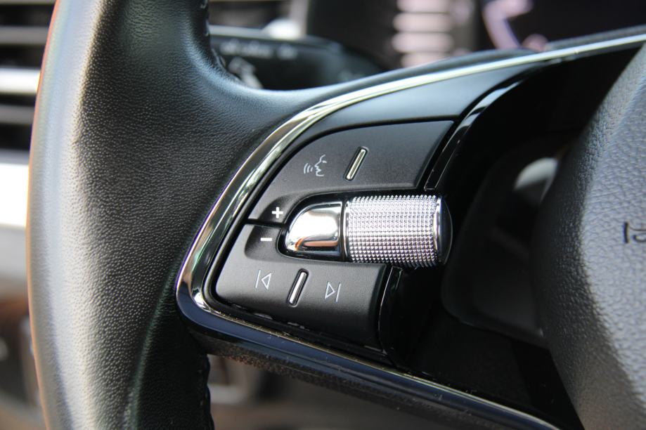 ➡️ KAMIQ 1.0TSI Virtual ALU NAVI PDC Radar Tempomat Bluetooth 2023., fotografija 20