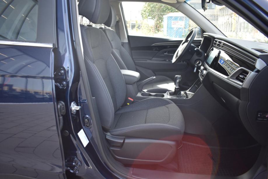 KG Mobility (SsangYong) Korando 1.5 T-GDI Fresh+ M/T, NAVIGACIA, STRAŽ, fotografija 17