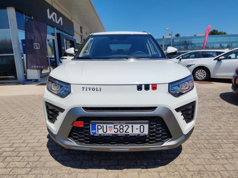 KG Mobility (SsangYong) Tivoli (X100) 1.5 M/T 2WD, pogled izvana - slika 2