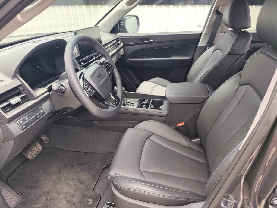 KGM SsangYong Musso ULTIMATE 4WD A/T automatik+dodatna oprema roleta, fotografija 6
