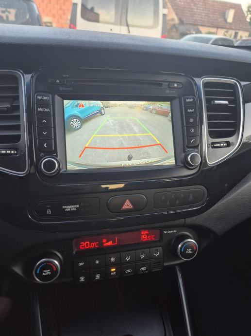 Kia Carens 1,7 CRDi LX eco 7 sjedala, fotografija 2