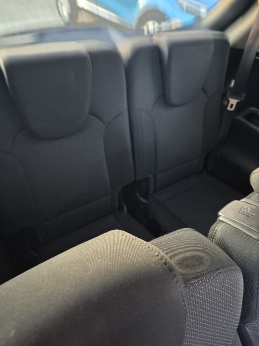 Kia Carens 1,7 CRDi LX eco 7 sjedala, fotografija 5