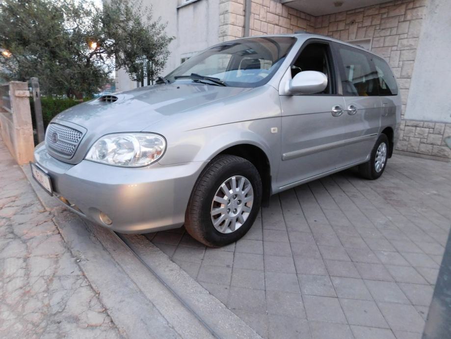 Kia carnival crdi