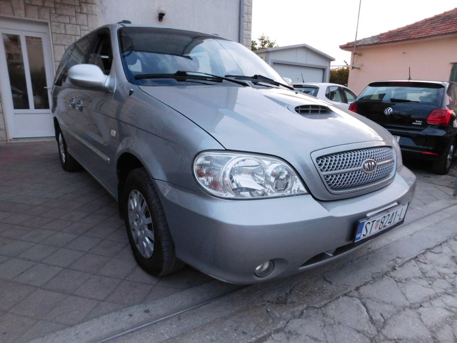 Kia carnival crdi