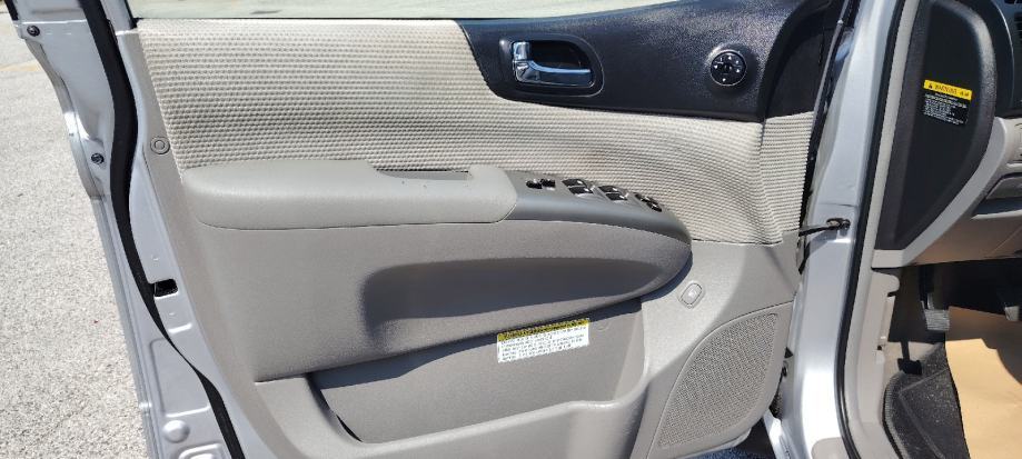 Kia Carnival 2.9 Crdi Springt Nicht Mehr An Kia Carnival 2,9 CRDi LX, 2006 god.