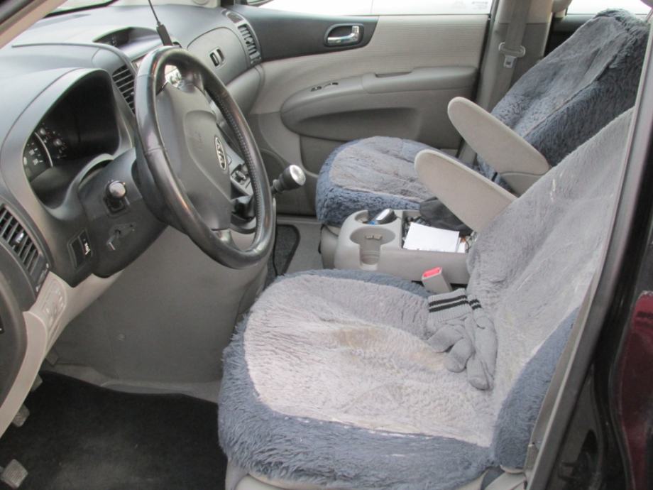 Kia carnival mb