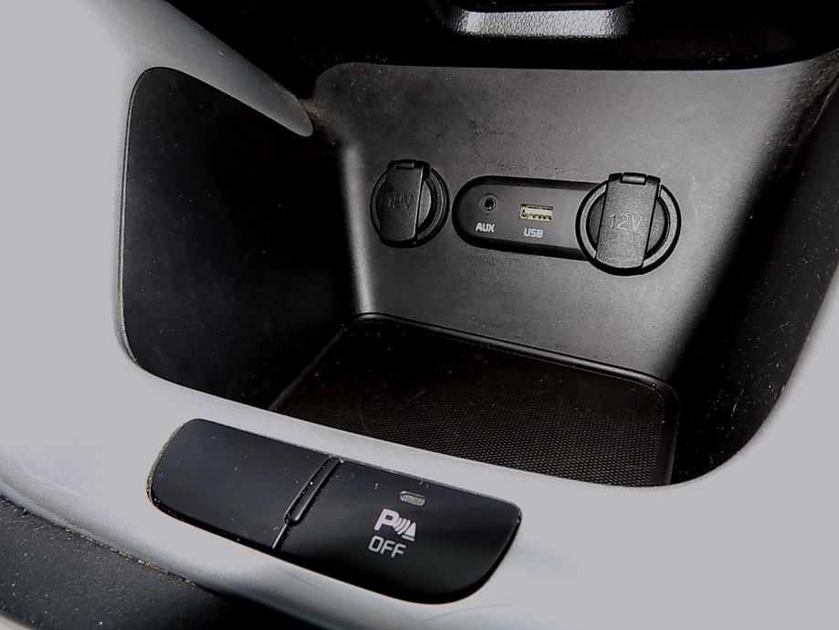 Usb empty kia ceed