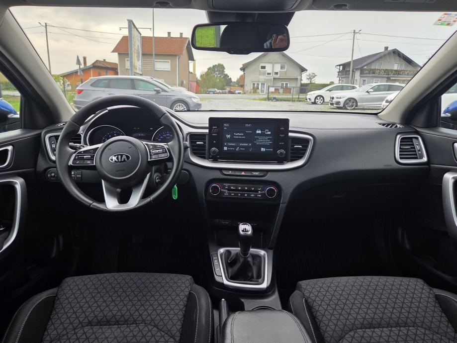 Kia Ceed 1,0 T-GDI, fotografija 9