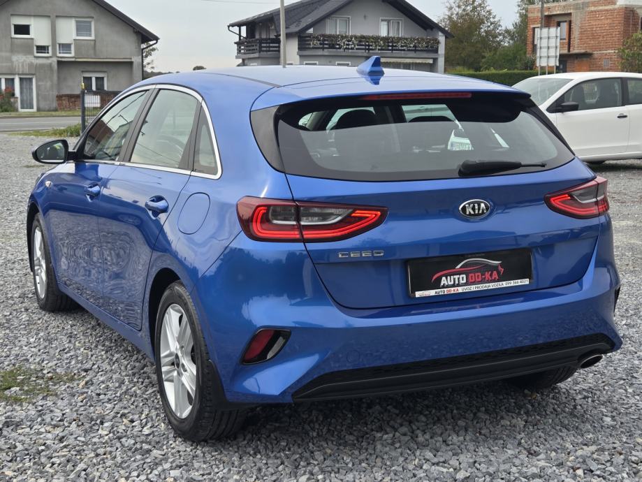 Kia Ceed 1,0 T-GDI, fotografija 7