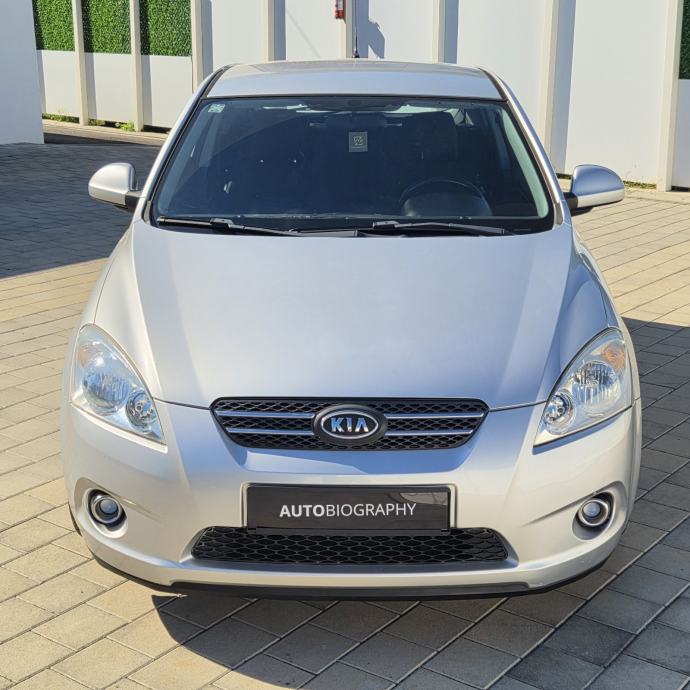 Kia Ceed 1,4 benzinac ● 126.ooo km● Kupljen nov u Hr, fotografija 7