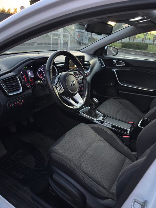 ⭐️Kia Ceed 1.6 CRDi 136 KS PREMIUM | PANORAMA | JBL | LED | ACC⭐️, fotografija 10