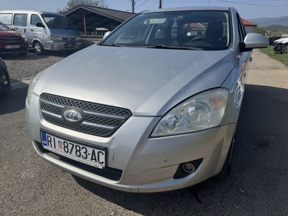 Kia Ceed 1,6 EX 93kW-2008 god -Registracija do 03/2027, pogled izvana - slika 2