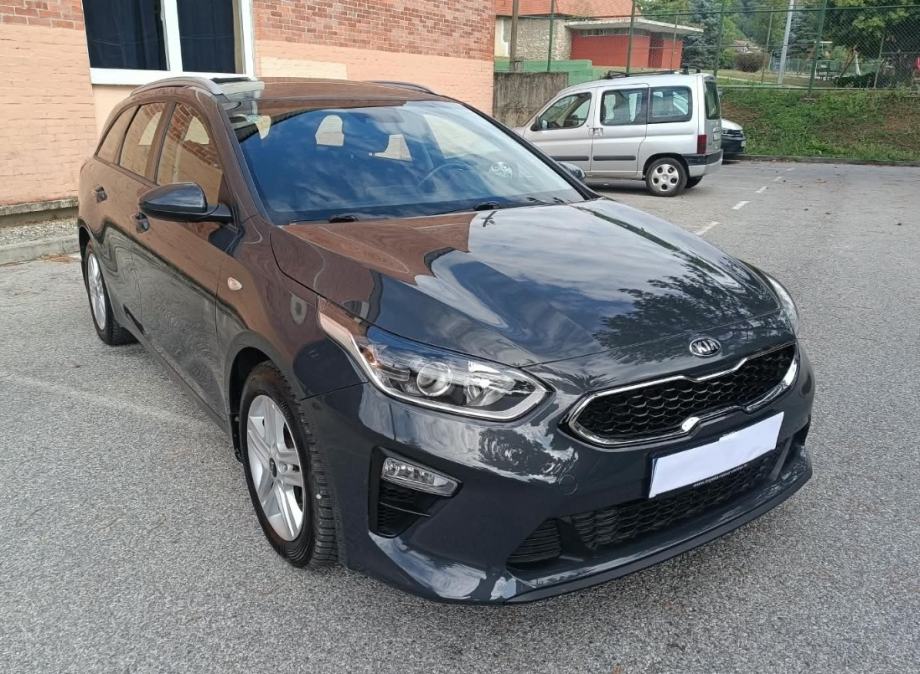Kia Ceed (cee'd) 1,0 Navigacija, kamera, alu, fotografija 9