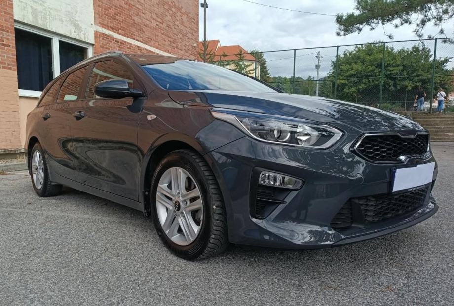 Kia Ceed (cee'd) 1,0 Navigacija, kamera, alu, fotografija 8