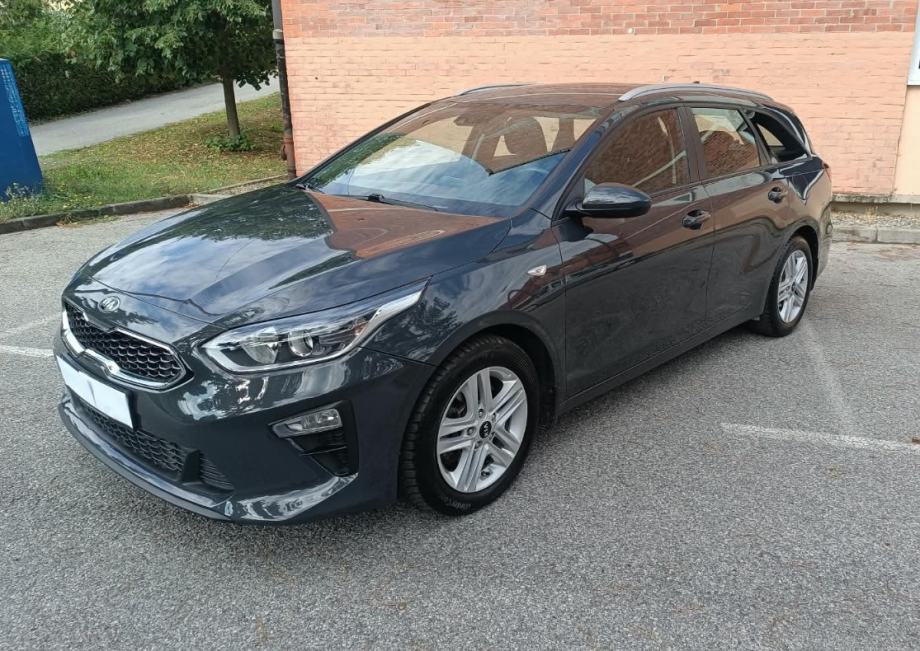Kia Ceed (cee'd) 1,0 Navigacija, kamera, alu, fotografija 3