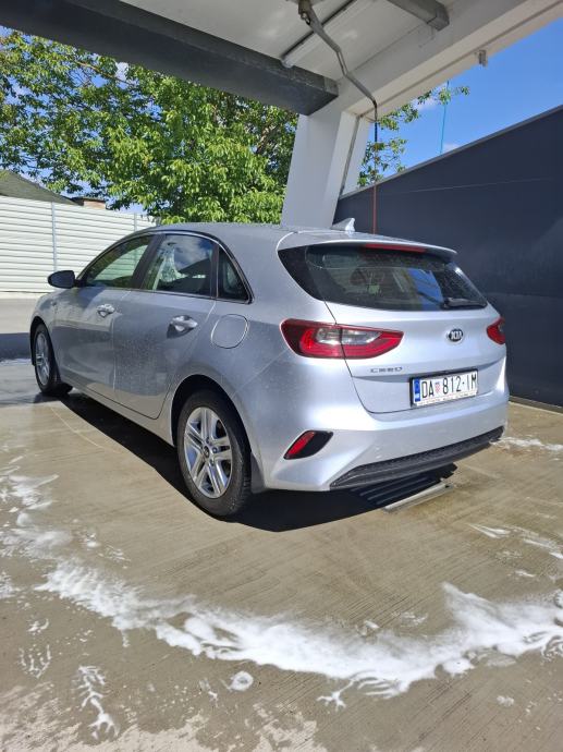 Kia Ceed (cee'd) 1,0 T-GDI, odlično stanje bez ulaganja, fotografija 4
