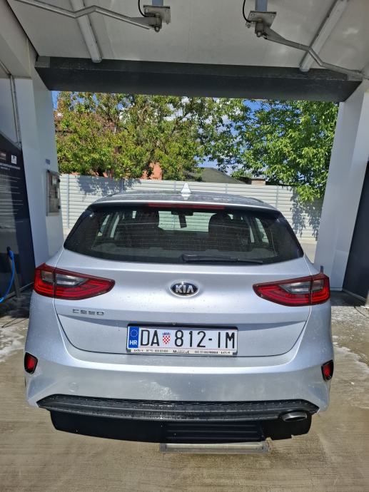 Kia Ceed (cee'd) 1,0 T-GDI, odlično stanje bez ulaganja, fotografija 5