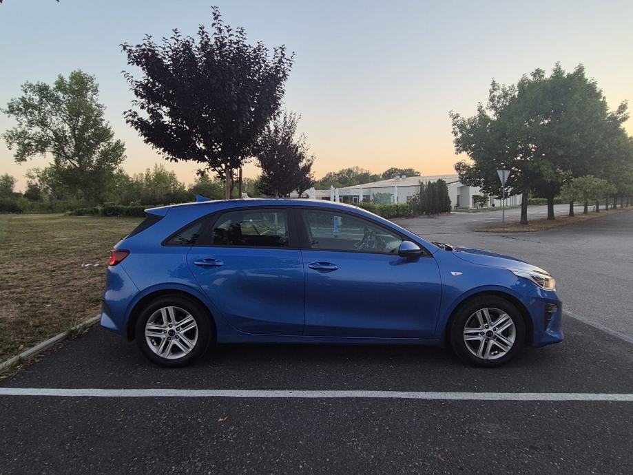 Kia Ceed (cee'd) 1,0 T-GDI, fotografija 2