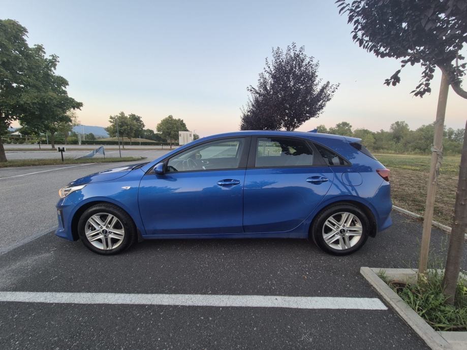 Kia Ceed (cee'd) 1,0 T-GDI, fotografija 3