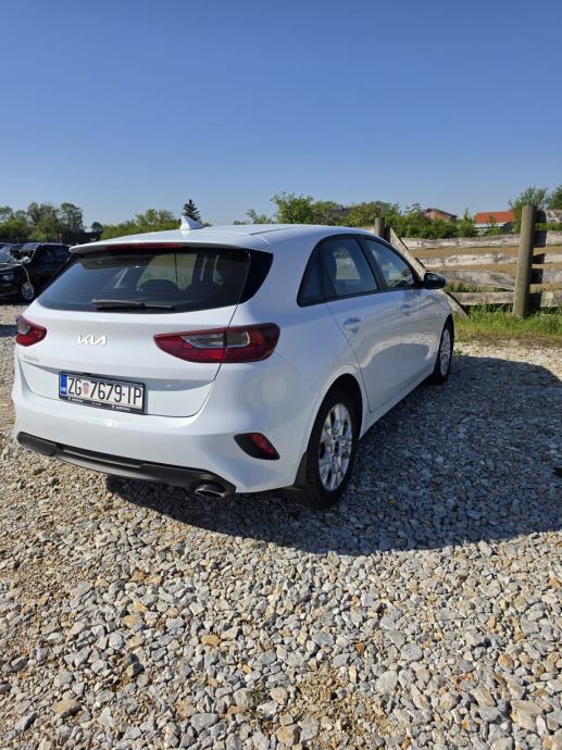 Kia Ceed (cee'd) 1.0 T-GDI, fotografija 4
